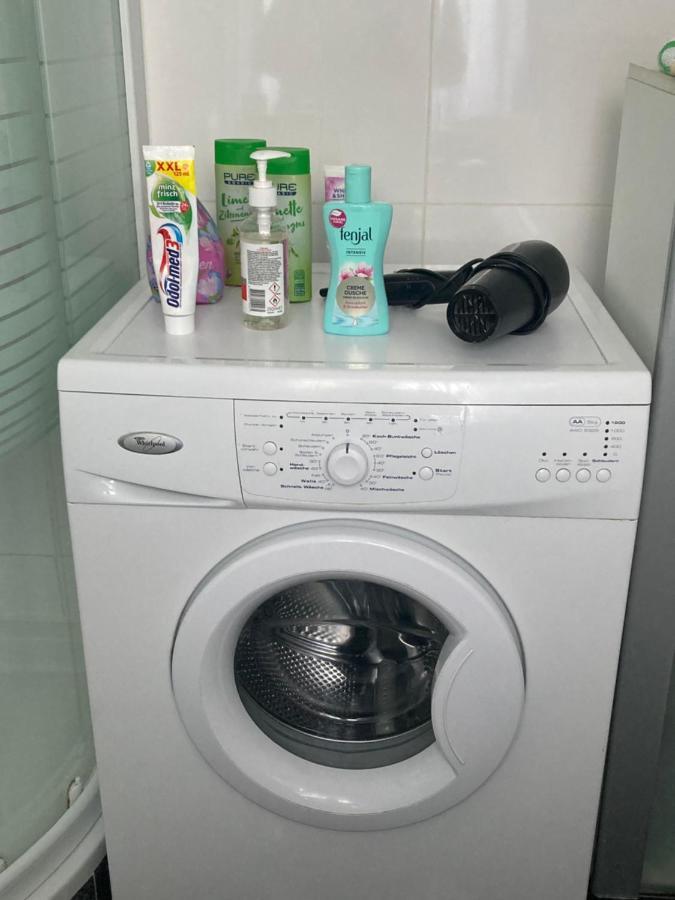 Toll Apartment Mit Privatem Eingang Free Parking Slbst Check-In Netflix 30 Zone Ruhig Дуйсбург Экстерьер фото